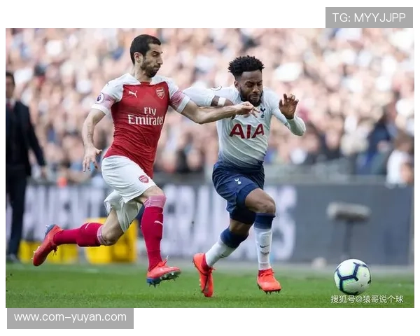 阿尔卡达格5-4-1密集防守体系，依赖定位球与反击应对强敌